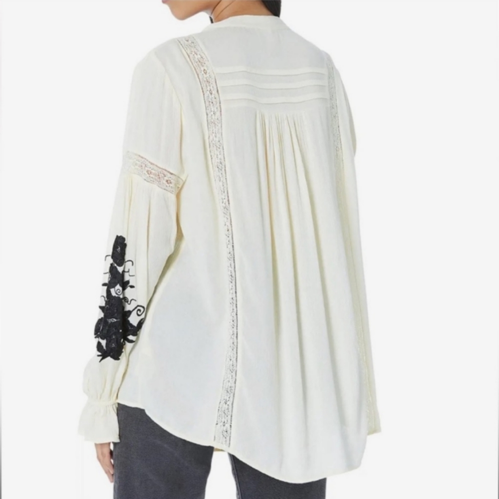 Free People Tusalossa Embroidered Lace Trim Split Neck Top Size XS - Picture 5 of 11